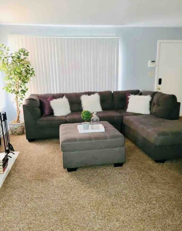 Spacious living room
