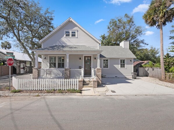 Welcome to Augustine Abode!