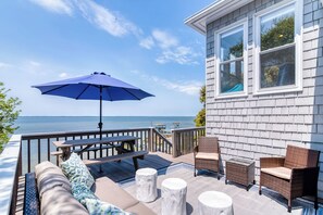 Top Level Deck