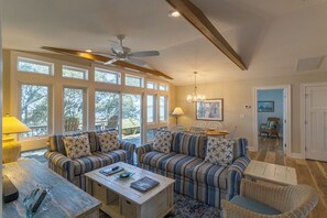 Top Level Living Area