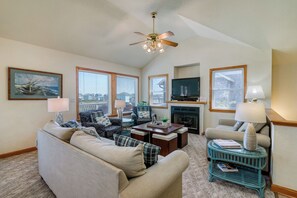 Top Level Living Area