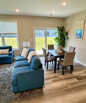 Living & dining space