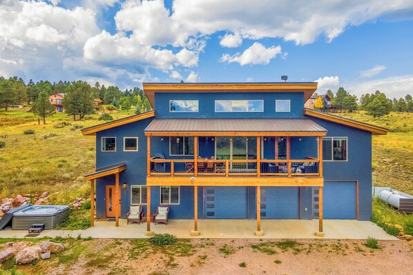 Welcome to Whispering Pines, your next great travel destination