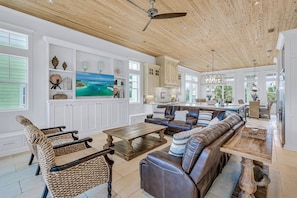 2nd Floor - Great Room