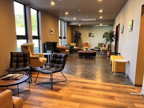 [Front Desk] Welcome to Swimmy Inn Onagawa
