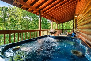 Bain à remous extérieur