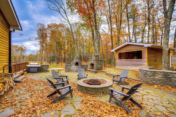 Catskill Vacation Rental | 4BR | 3BA | 1,184 Sq Ft | Stairs Required
