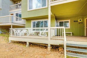 Exterior | 2-Story Condo | 1st-Floor Unit | Bedroom/Full Bathroom on 1st Floor