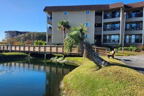 You're three doors in from the steps of this building and theres the beach ramp