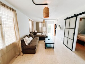 Bright, airy, and designed for your comfort – the perfect place to relax.