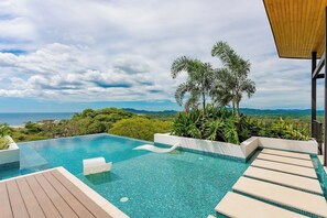 Private pool - Crystal-clear waters perfectly framed by stunning ocean views