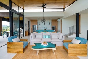 Spacious living room area - This spacious living room area is ideal for gatherings with family or friends