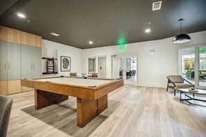 Spielezimmer