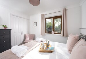 St Andrews, Polzeath. Ground floor: With its upside down layout, you will find the two bedrooms on the ground floor