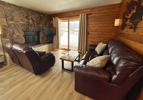 Juniper Livingroom