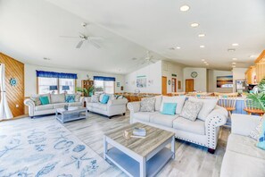 Top Level Living Area