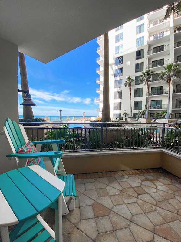 Come enjoy this amazing view!