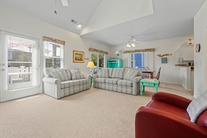 Great Room - Mid Level