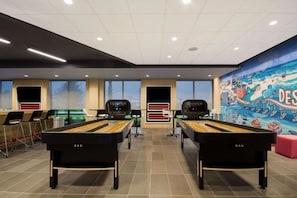 Spielezimmer