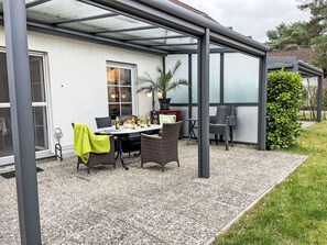 Flowerpot, Outdoor Furniture, Garden, Houseplant, Patio, Outdoor Table, Iron, Shade, Outdoor Structure, Chair