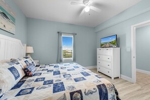 King Size Master Bedroom!