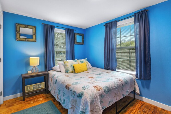 Rise and shine in our comfy bedrooms, designed to make every morning a peaceful escape. 🛏️✨