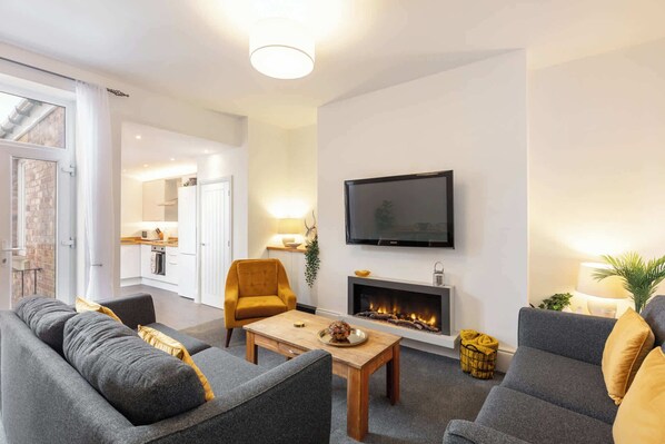 North View, South Shields - Host & Stay