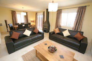 Lounge and dining area