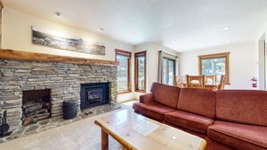 Architecture, Building, Furniture, Indoors, Living Room