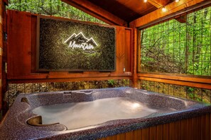 Indoor spa tub