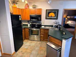 Full kitchen