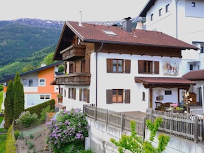 FenĂȘtre, Maison, Domicile, Porte, Ătablissements Humains, Chalet, Balcon, Village, Peindre, Village De Montagne