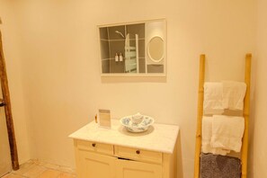 Salle de bain 1