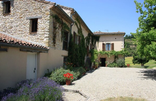 Exterieur de la Ferme