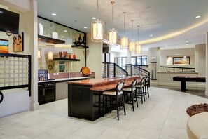 Bar (en la propiedad)