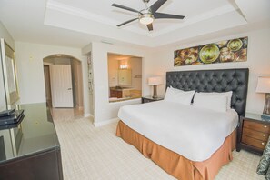 Unit with 1 King size bed
