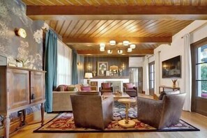 Livingroom (1)