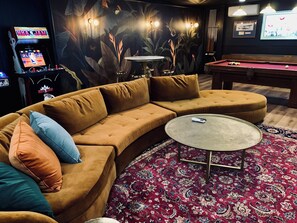 Game Room (1)