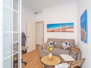 Salón / Dormitorio ( Sofácama)