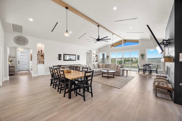 Open-concept living/dining room