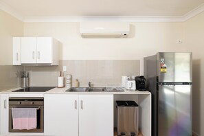 Private Kitchen (2)