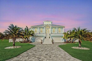 Inviting Cape Haze House