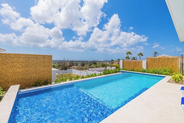 Spectacular View  Private Pool  King Beds  Ensuite (23890)
