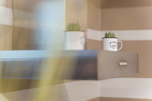 Bathroom amenities