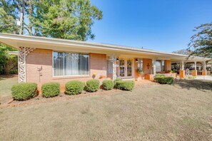 House Exterior | Single-Story Home
