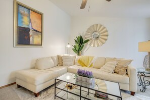 Living Room | Smart TV | Main Level