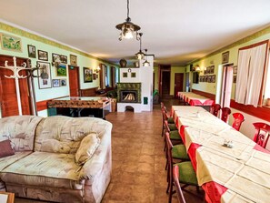 Picture Frame, Furniture, Table, Couch, Wood, Lighting, Building, Interior Design, Architecture, Chair