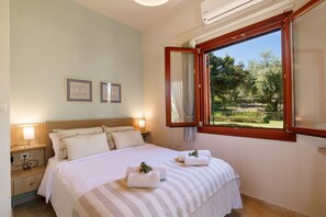 1st bedroom