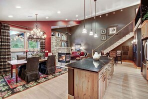OMC7 Kitchen