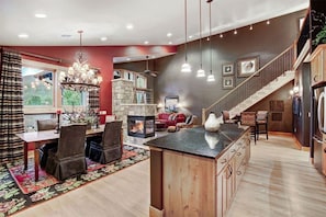OMC7 Kitchen